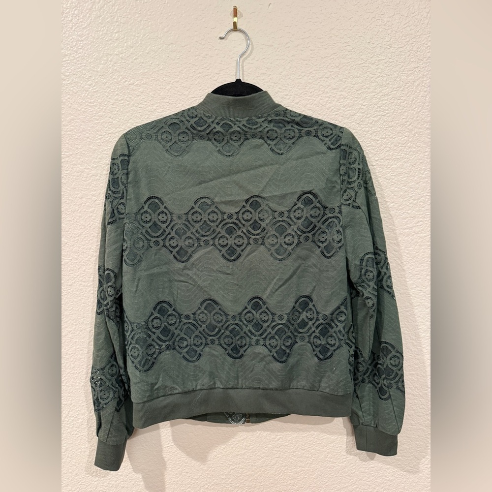 Women’s jacket - Picture 3 of 3